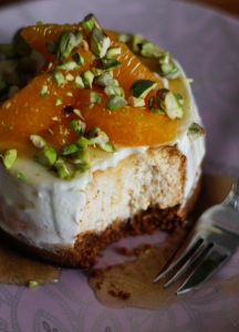 pistachio-honey-cheesecake